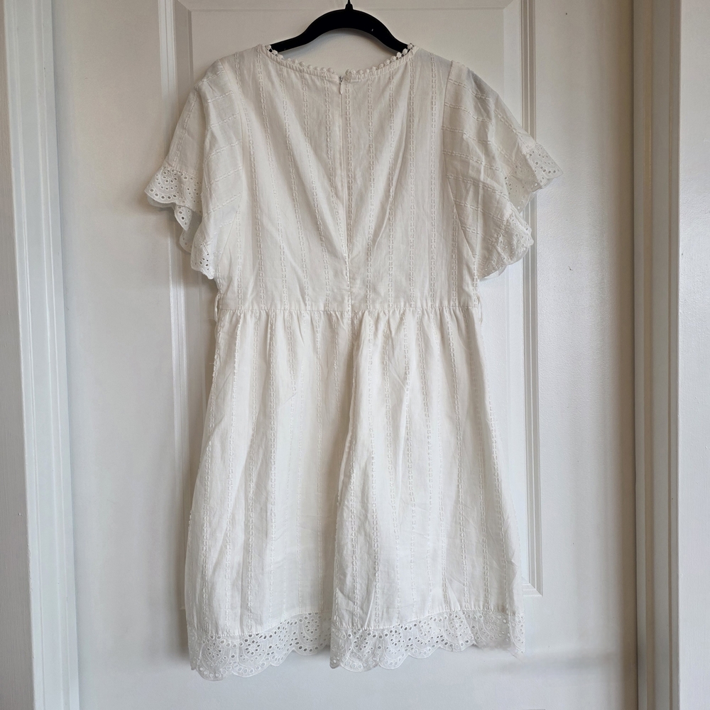 Eyelet Faux-Wrap Dress Size M - Picture 4 of 6